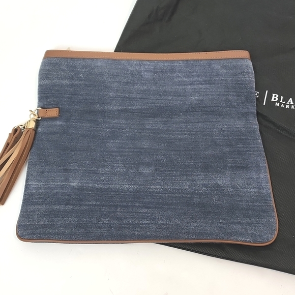 NWOT suede leather wristlet, White House Black Market - Picture 4 of 8